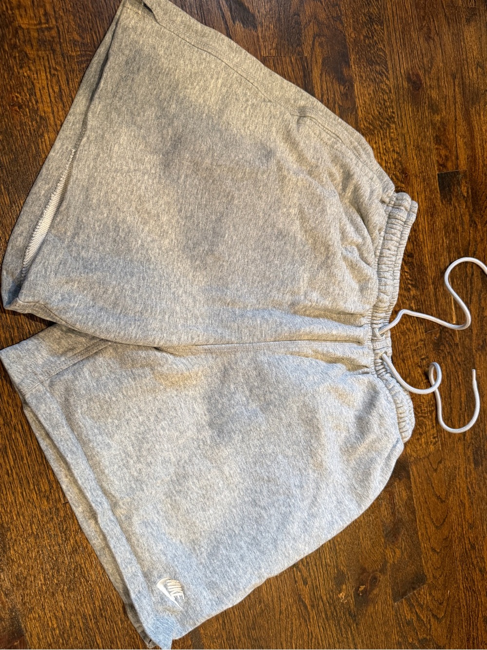 Nike Boys Light Gray Drawstring Sweat Shorts (S)